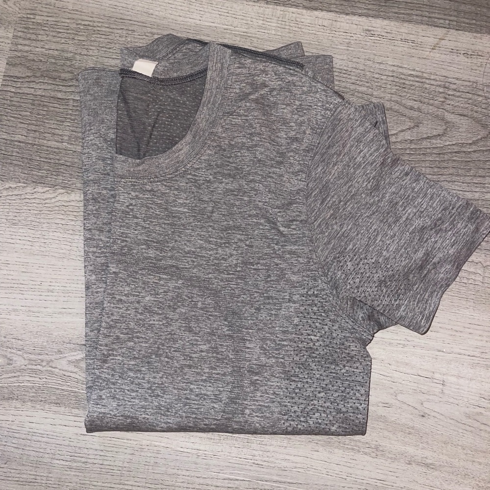 Lululemon Swiftly Tech